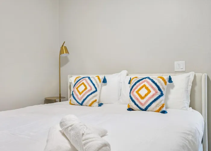 Apartment 2b2b With Free Parking And Premium Beds *